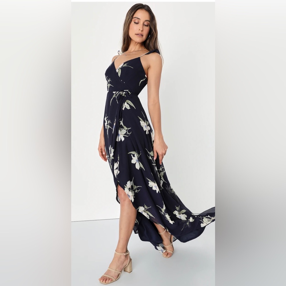 NWT Lulus All Mine Navy Blue Floral Print High-Low Wrap Dress. Size s.
